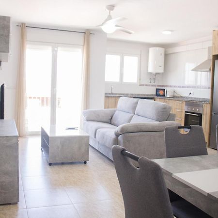 Apartamentos Luna De أغيلاس المظهر الخارجي الصورة