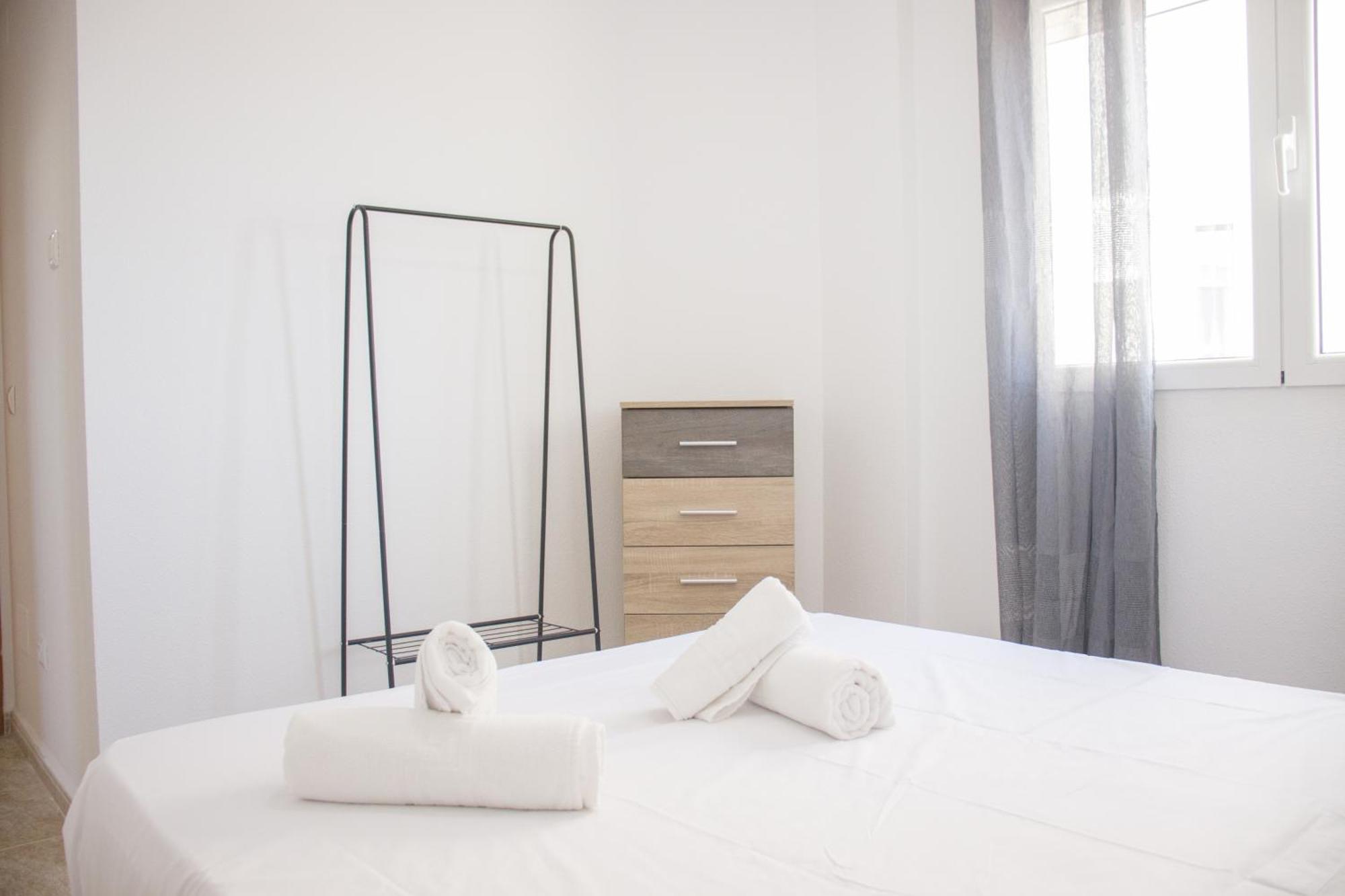 Apartamentos Luna De أغيلاس المظهر الخارجي الصورة